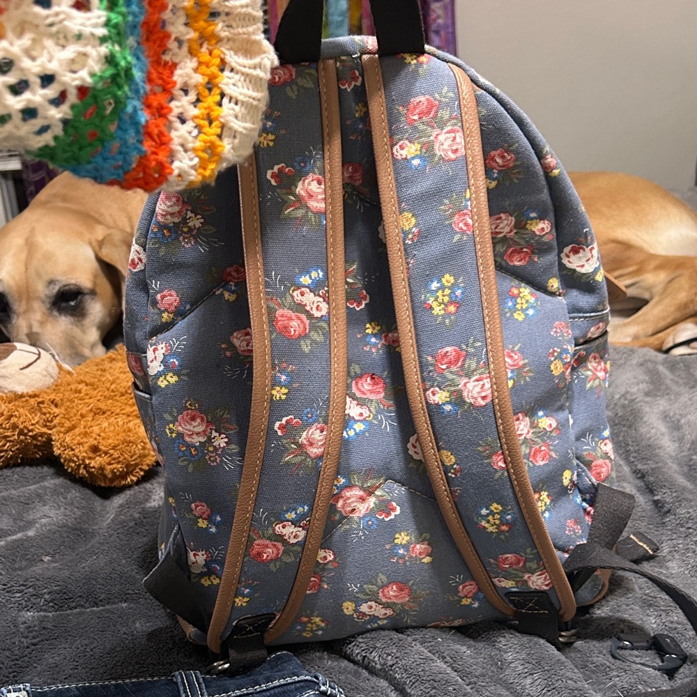 Source Unknown Floral Patterned Backpack In Blue … - image 4